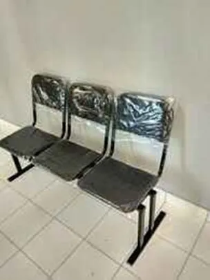 Section of multi-seat chairs